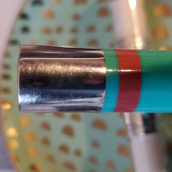 Lippie & Concealer Bundle 🥳 - Picture 3 of 7